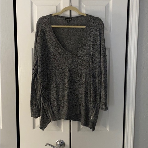 express v neck sweater with zippers - Picture 1 of 1